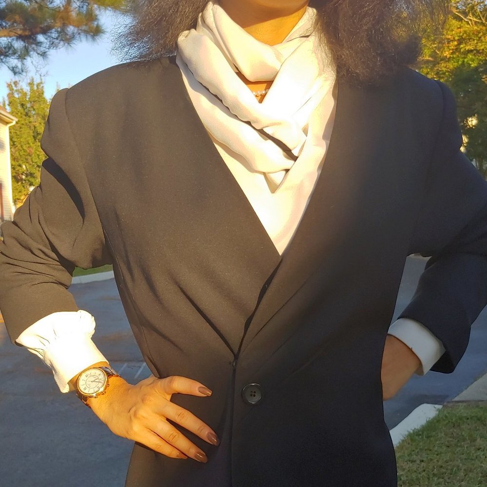 Black Single-Snap Closure Double-Breasted Blazer - image 3